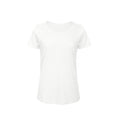Blanc - Front - B&C Favourite - T-Shirt en coton bio - Femme