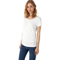 Blanc - Back - B&C Favourite - T-Shirt en coton bio - Femme