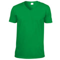 Vert irlandais - Front - Gildan - T-shirt à manches courtes et col en V - Homme