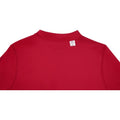 Rouge - Close up - Elevate Essentials - Polo DEIMOS - Homme
