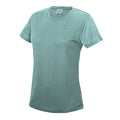 Vert menthe - Front - AWDis - T-shirt SPORT - Femmes